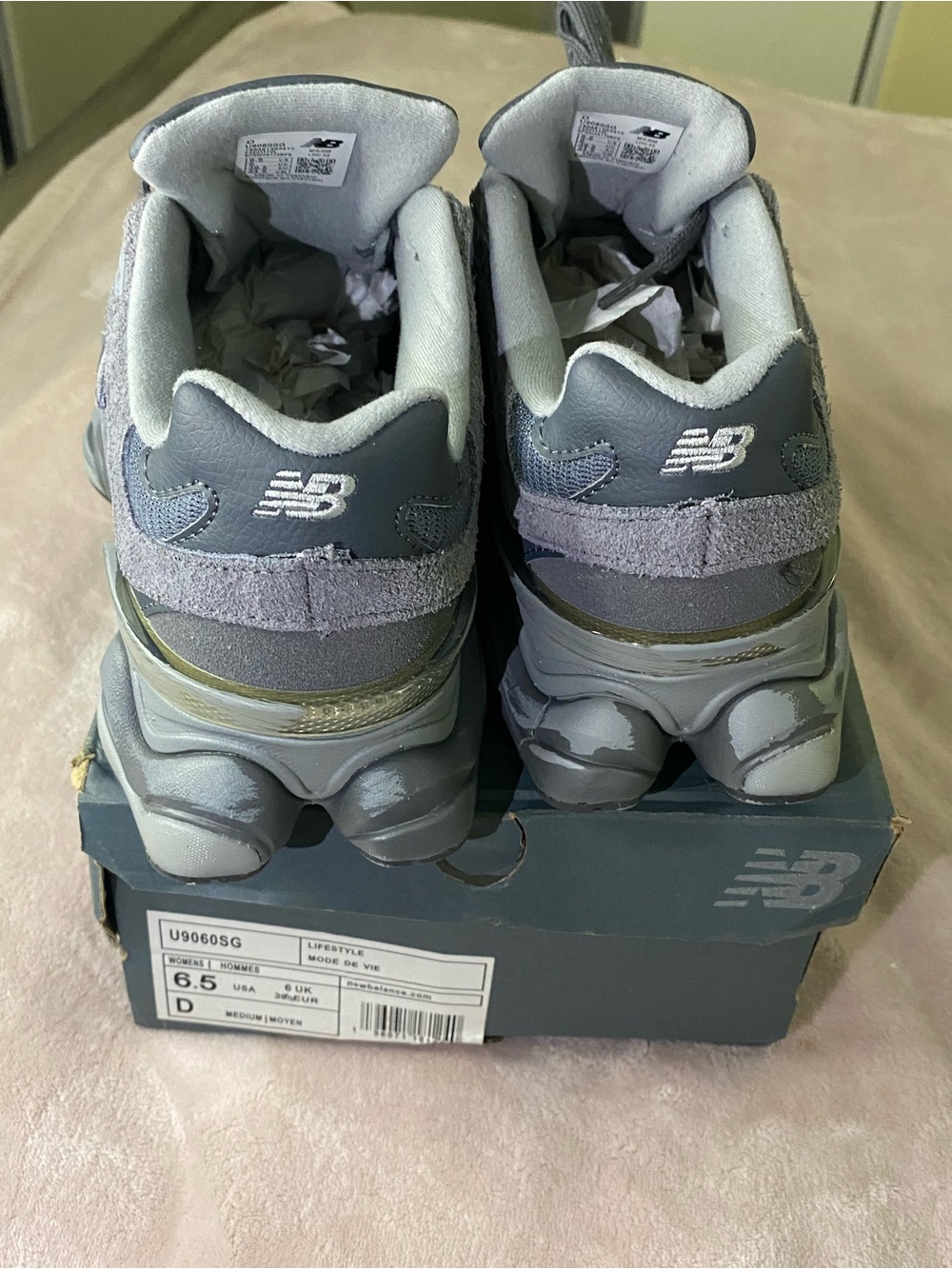 New Balance 9060 women Gray Suede & Mesh Athletic Sneakers size 6.5 - Picture 4 of 8